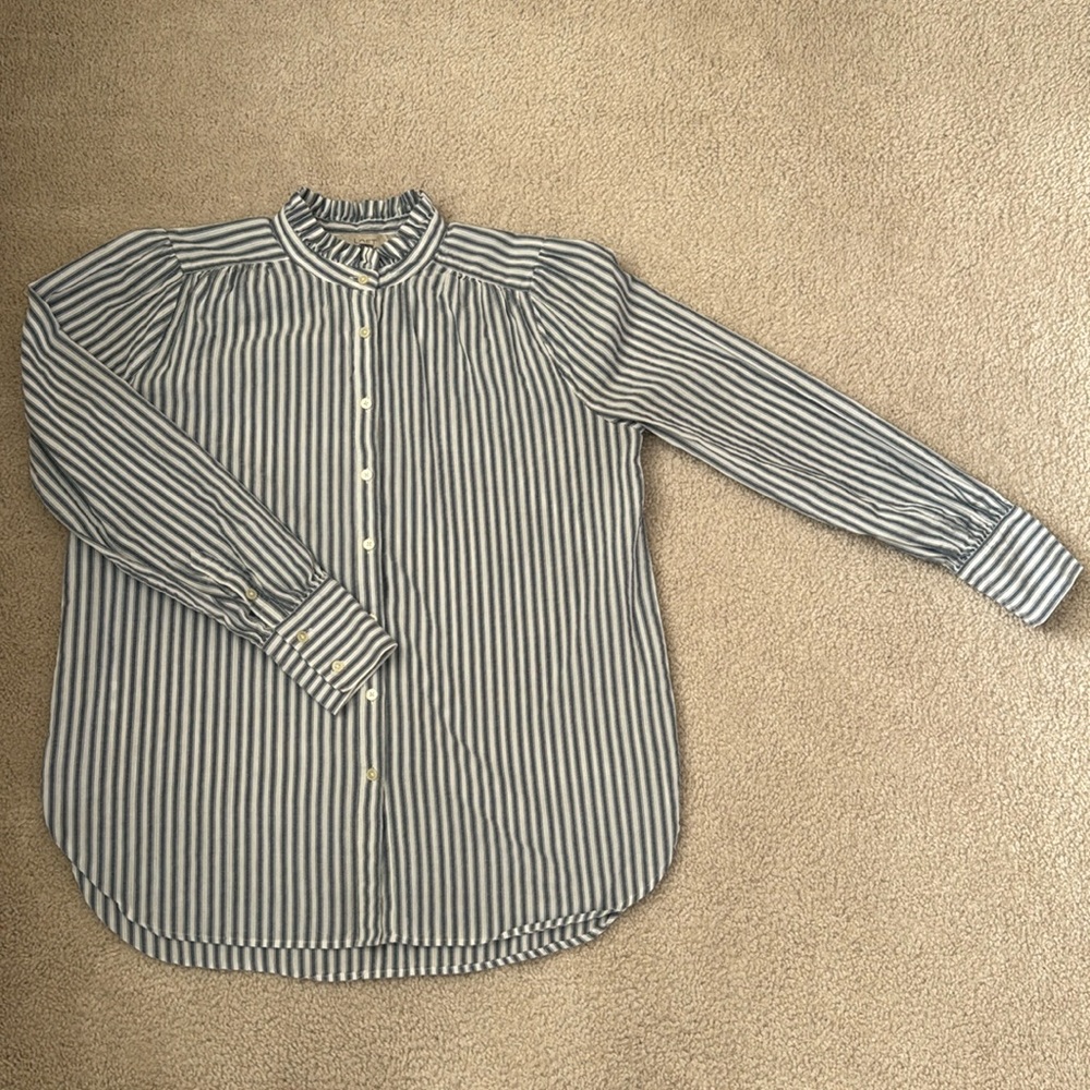LOFT Ruffle Banded Collar Blouse. Blue Stripes. Size M.